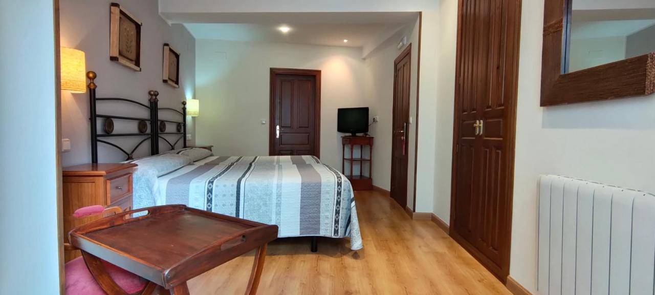 Hotel Rural La Plaza Casu Kültér fotó