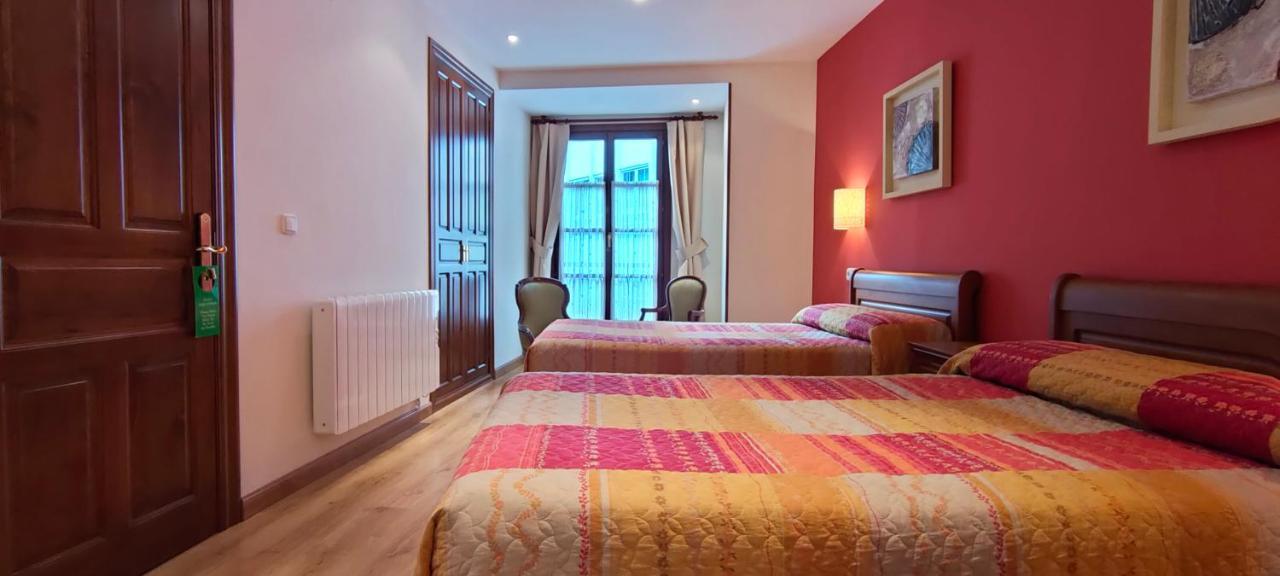 Hotel Rural La Plaza Casu Kültér fotó