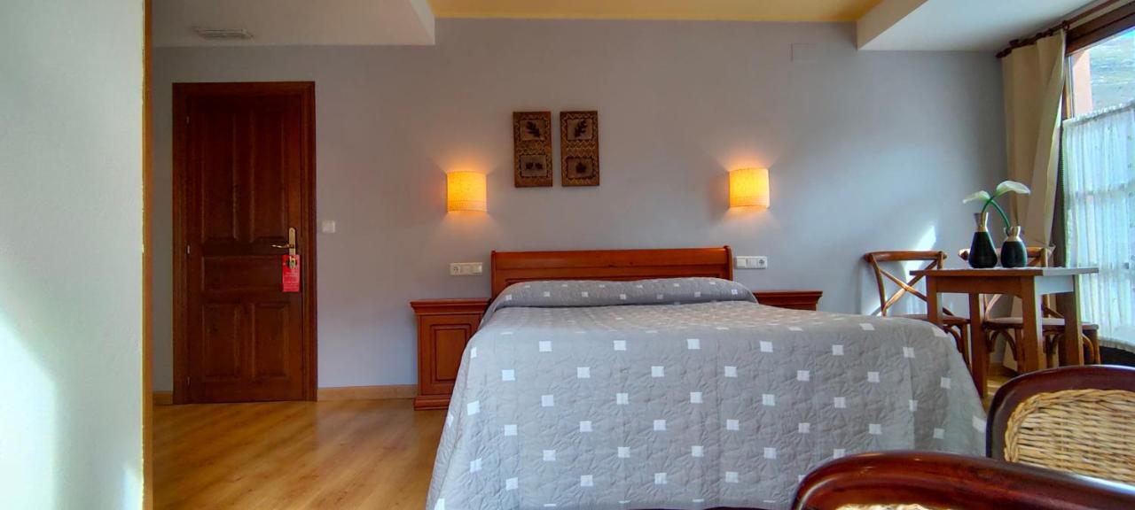 Hotel Rural La Plaza Casu Kültér fotó