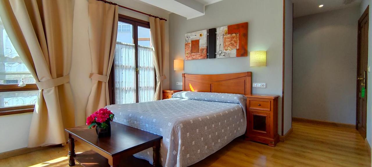 Hotel Rural La Plaza Casu Kültér fotó