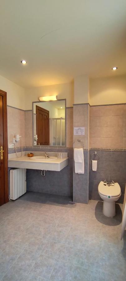 Hotel Rural La Plaza Casu Kültér fotó